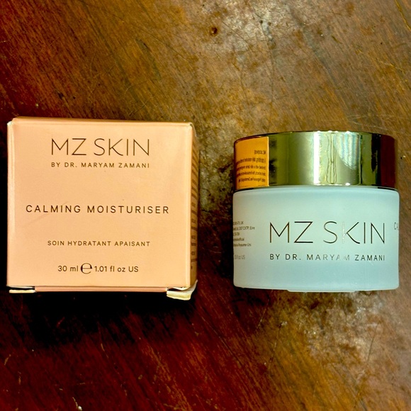 MZ Skin Calming Moisturizer - Picture 4 of 4